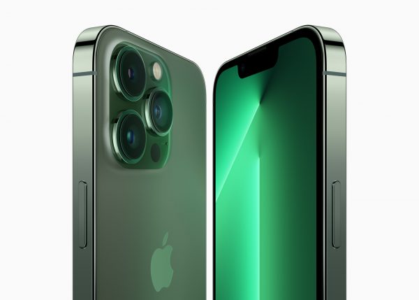Mobile Outlet Apple iPhone13 Pro alpine green hero 2up 220308 big carousel.jpg.slideshow
