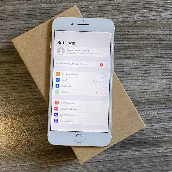 iPhone 7 Plus 128GB Gold Refurbished - Image 7