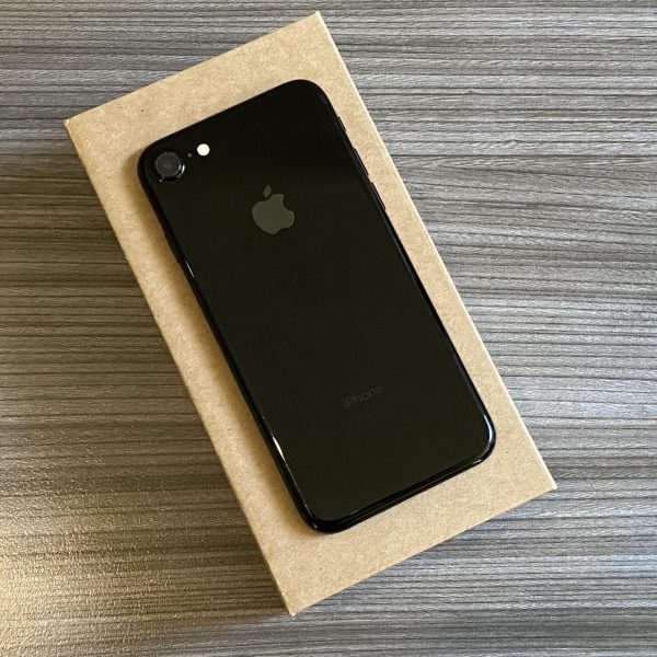iPhone 7 Jet Black 128GB Refurbished - Image 10