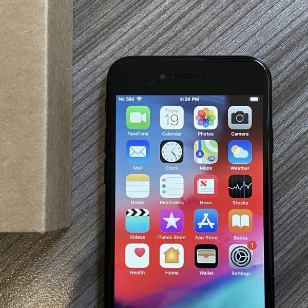 iPhone 7 Jet Black 128GB Refurbished - Image 4