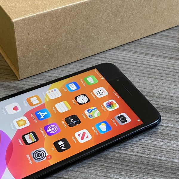 iPhone 7 Plus 256GB Jet Black Excellent Grade - Image 10