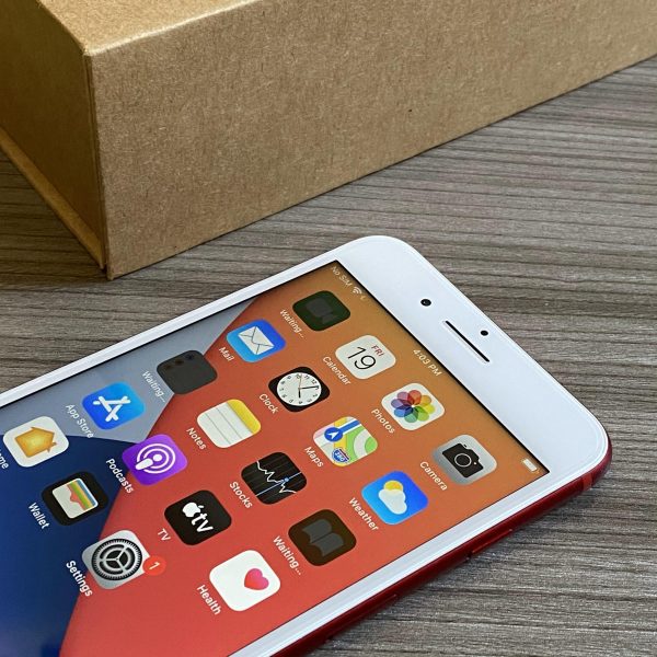 iPhone 7 Plus 128GB RED A Grade - Image 2