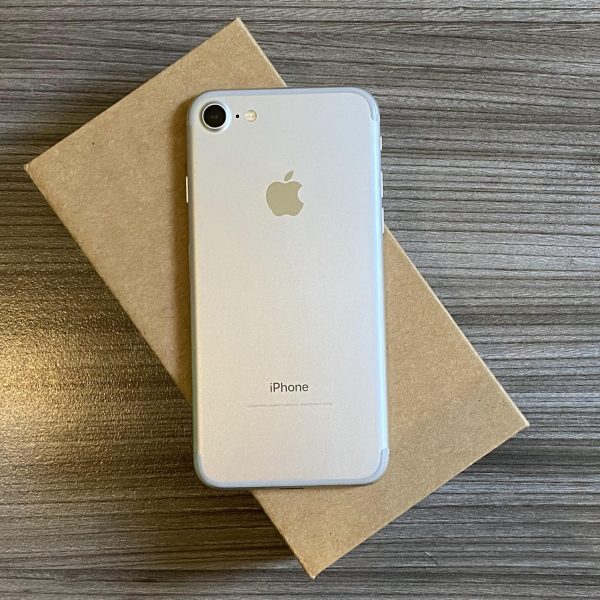 iPhone 7 32GB Silver Good Grade Special Deal - Image 9