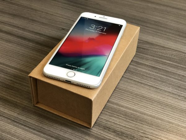 iPhone 8 Plus 256GB White Refurbished - Image 5