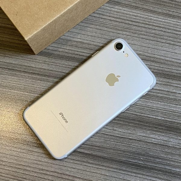 iPhone 7 32GB Silver Good Grade Special Deal - Image 13