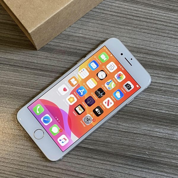 iPhone 7 32GB Silver Good Grade Special Deal - Image 3