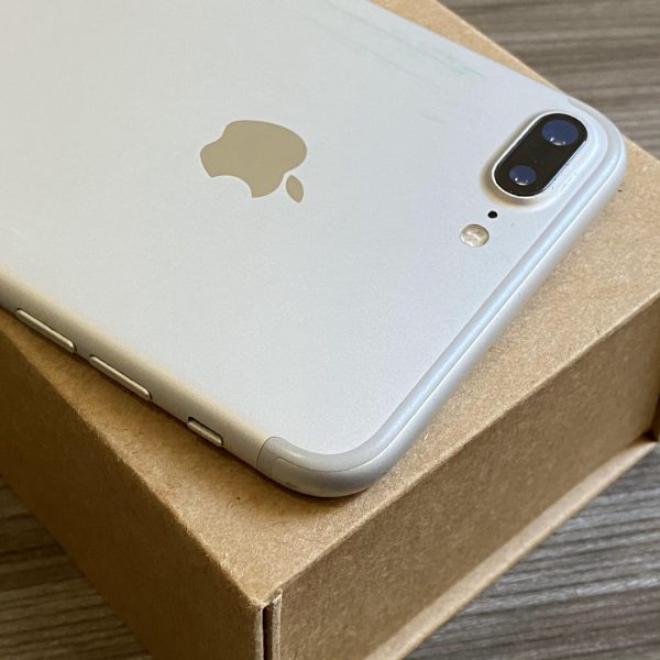 iPhone 7 Plus 256GB Silver A Grade - Image 9
