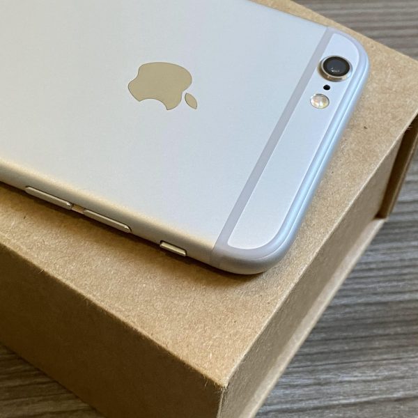 iPhone 6S 32GB Silver Excellent Grade - Image 10