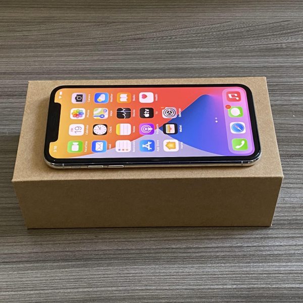 iPhone X 256GB ( Refurbished ) White / Silver Good grade 100% Battery - Image 7